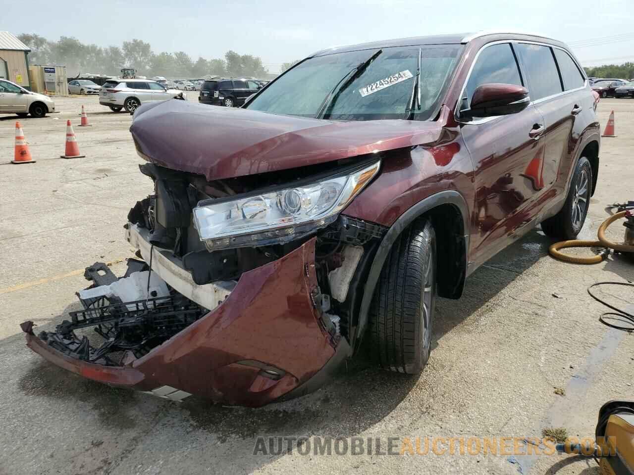 5TDJZRFH5KS938409 TOYOTA HIGHLANDER 2019