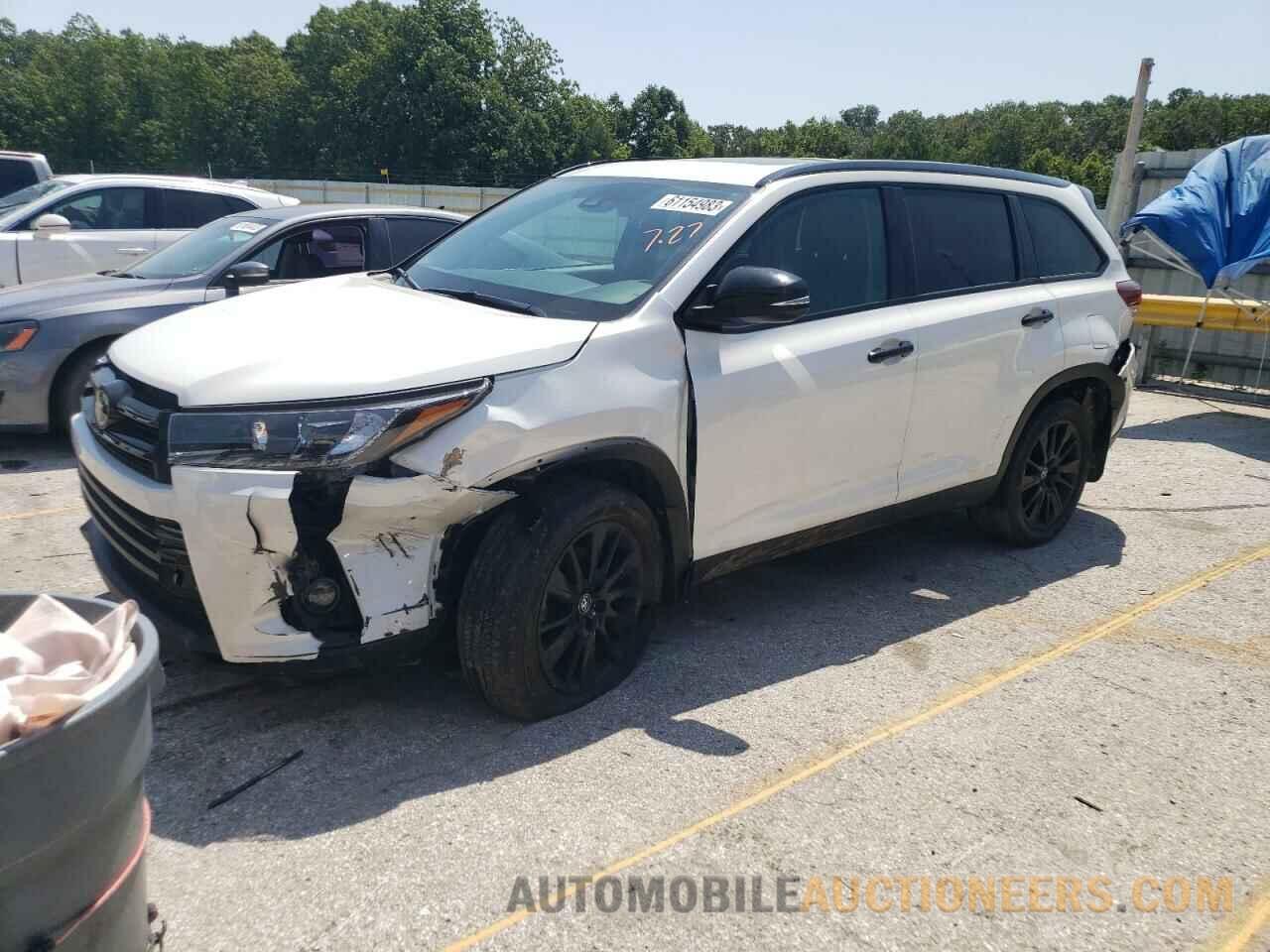 5TDJZRFH5KS975797 TOYOTA HIGHLANDER 2019