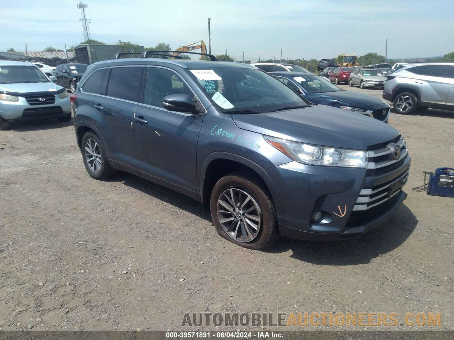 5TDJZRFH5KS978599 TOYOTA HIGHLANDER 2019