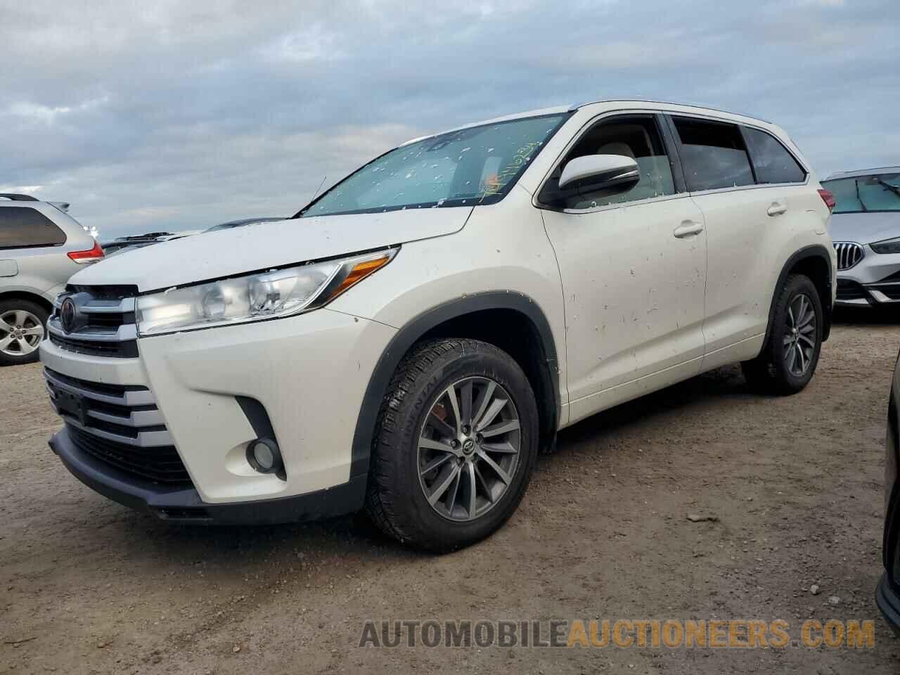 5TDJZRFH6HS368820 TOYOTA HIGHLANDER 2017