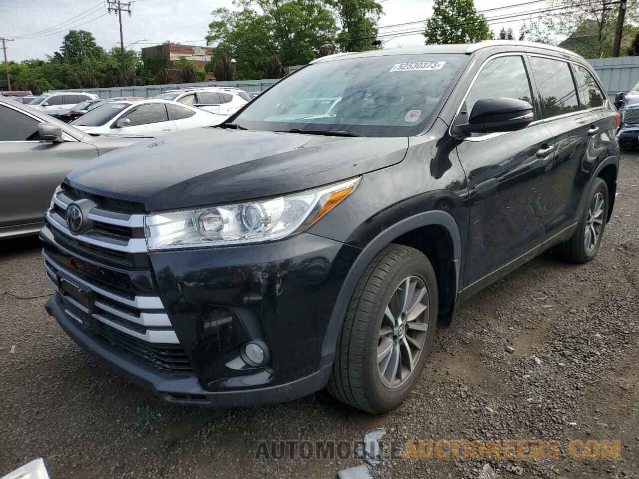 5TDJZRFH6HS380076 TOYOTA HIGHLANDER 2017