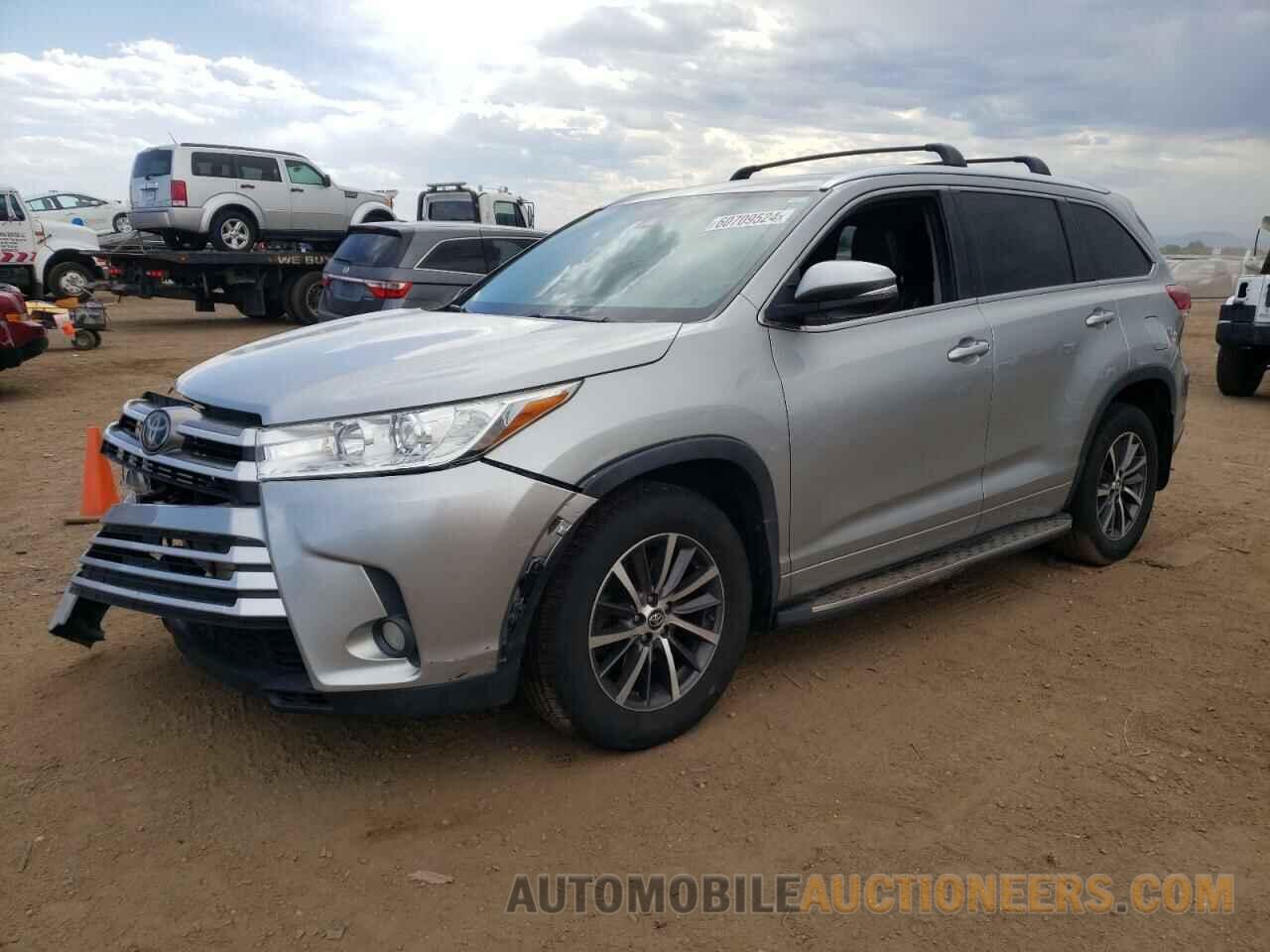 5TDJZRFH6HS398187 TOYOTA HIGHLANDER 2017