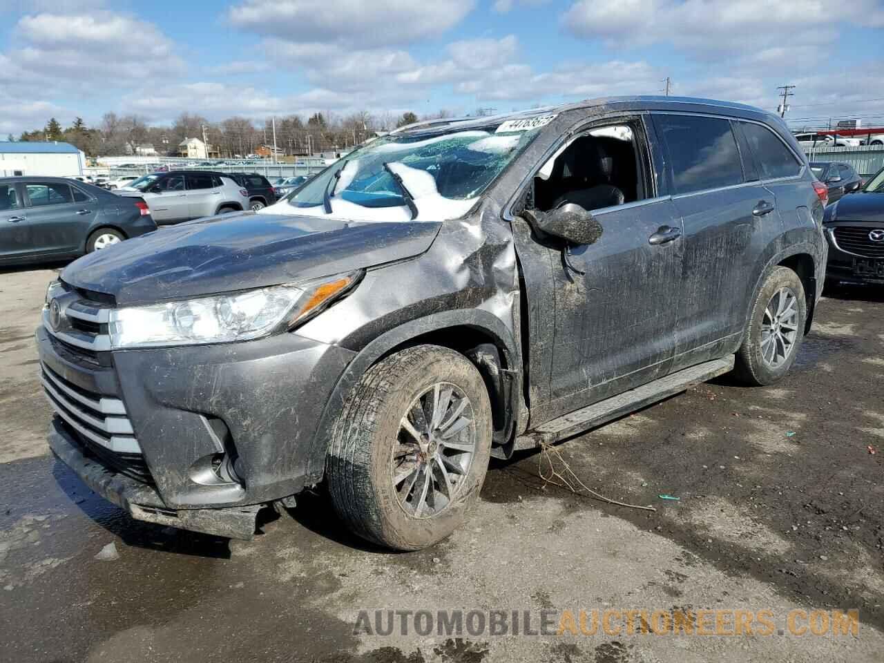 5TDJZRFH6HS425176 TOYOTA HIGHLANDER 2017