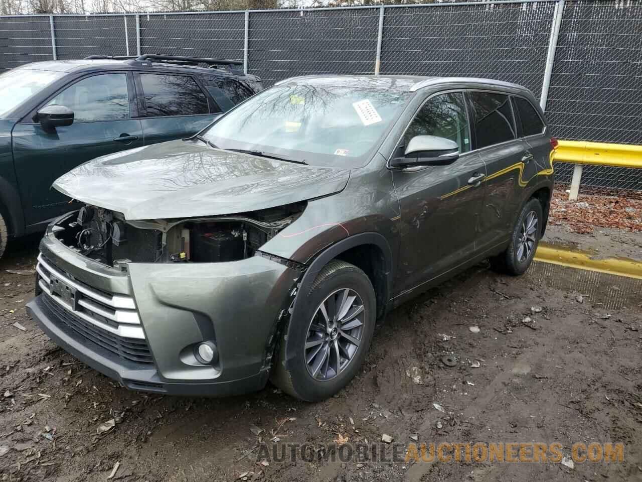 5TDJZRFH6HS461322 TOYOTA HIGHLANDER 2017