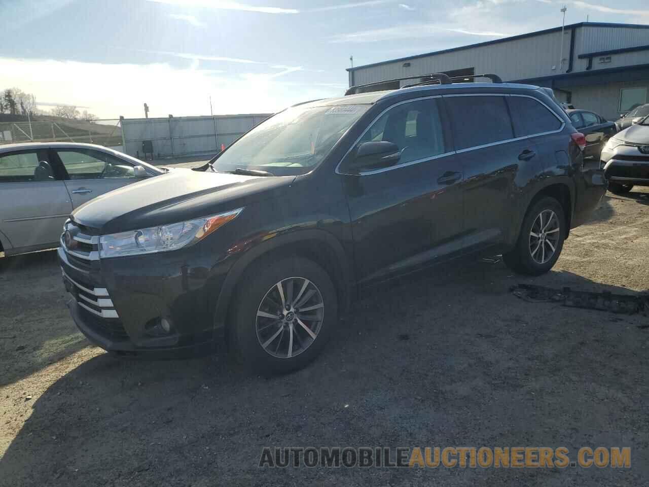 5TDJZRFH6HS520577 TOYOTA HIGHLANDER 2017