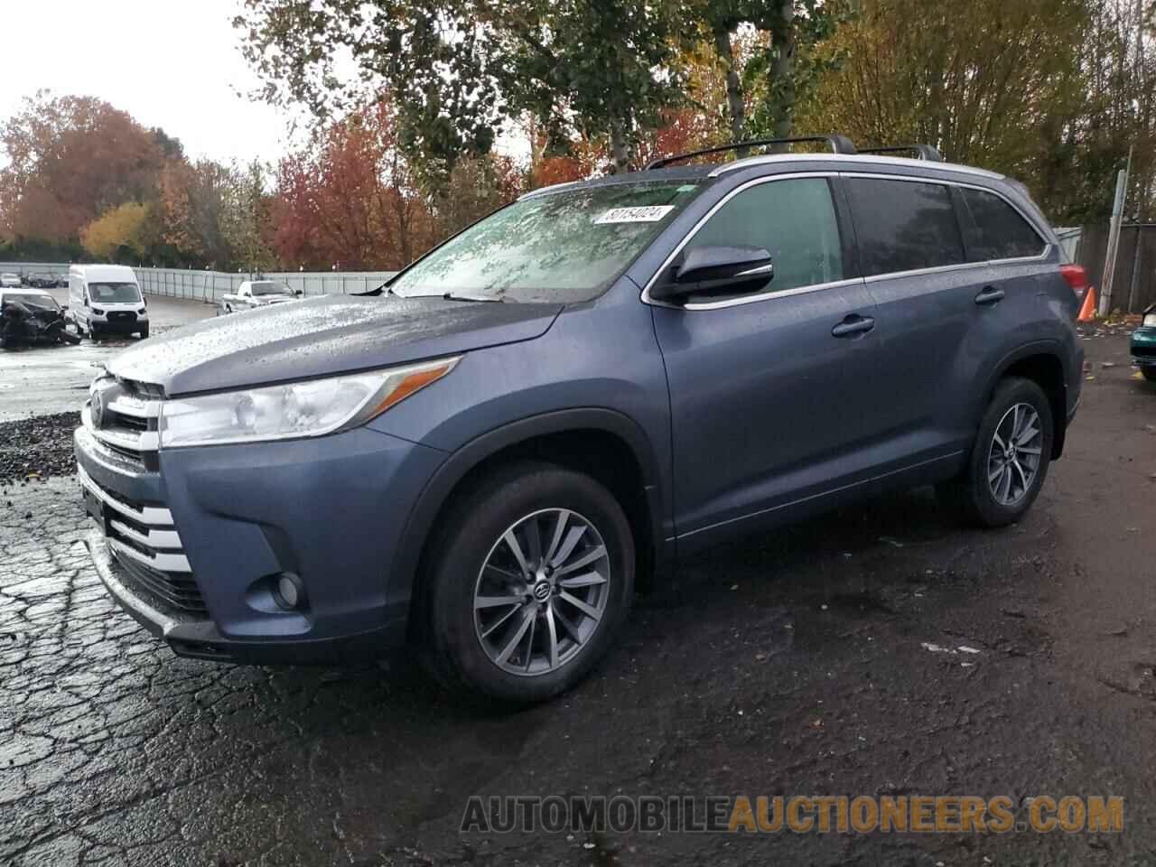 5TDJZRFH6HS521566 TOYOTA HIGHLANDER 2017