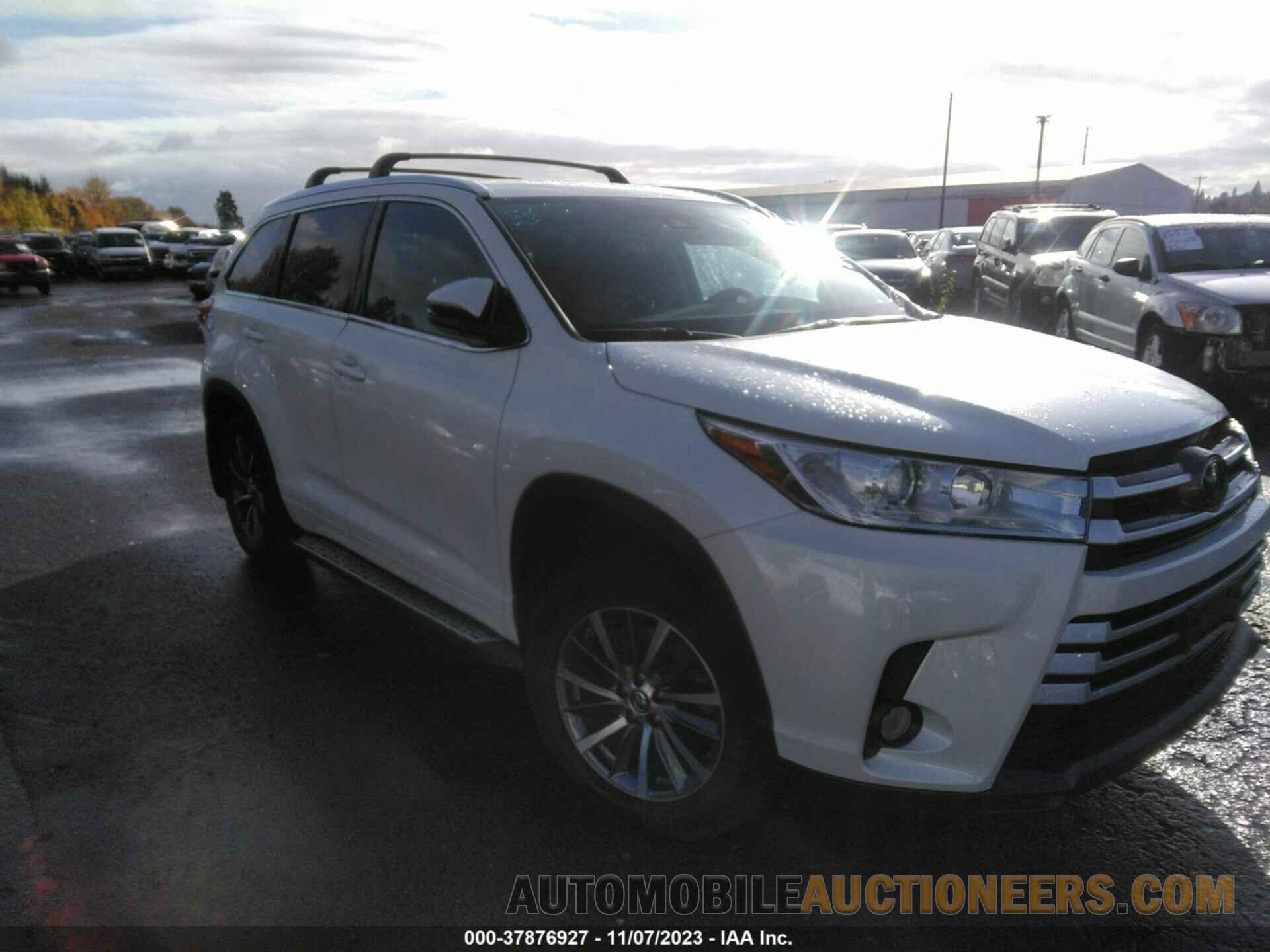 5TDJZRFH6HS521583 TOYOTA HIGHLANDER 2017