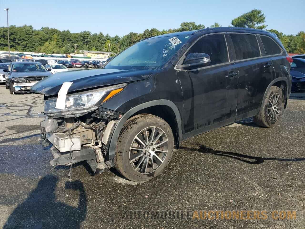 5TDJZRFH6JS489529 TOYOTA HIGHLANDER 2018