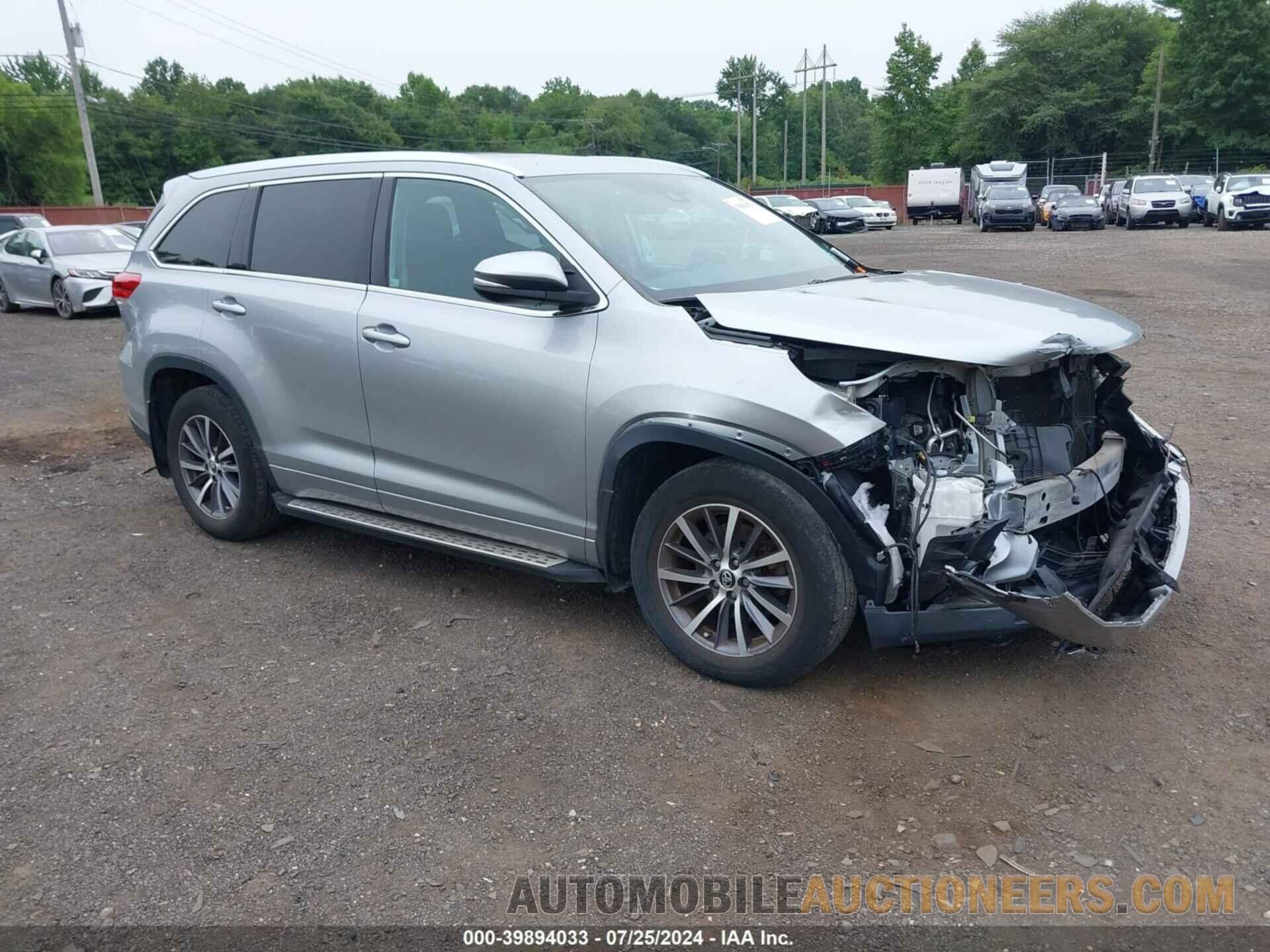 5TDJZRFH6JS527275 TOYOTA HIGHLANDER 2018