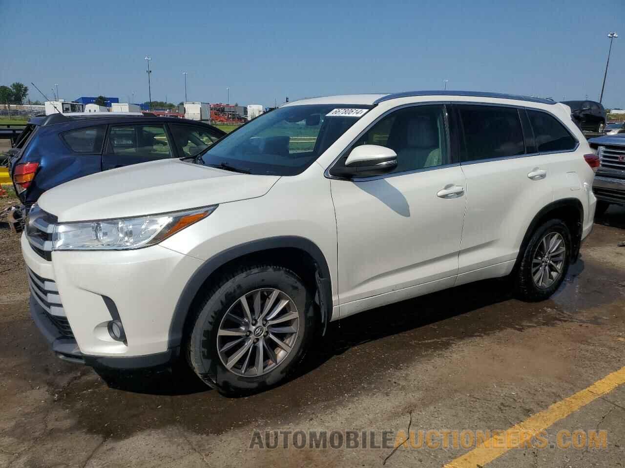 5TDJZRFH6JS529060 TOYOTA HIGHLANDER 2018