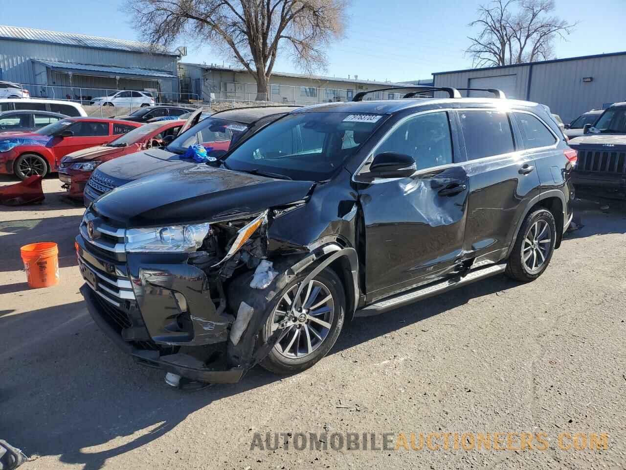 5TDJZRFH6JS537305 TOYOTA HIGHLANDER 2018