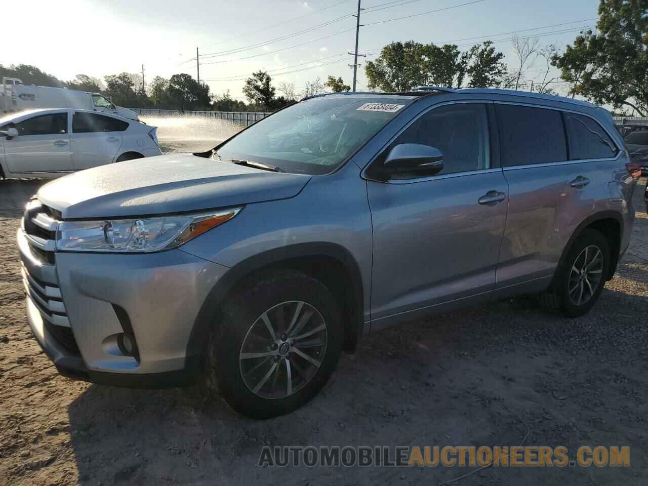 5TDJZRFH6JS550815 TOYOTA HIGHLANDER 2018