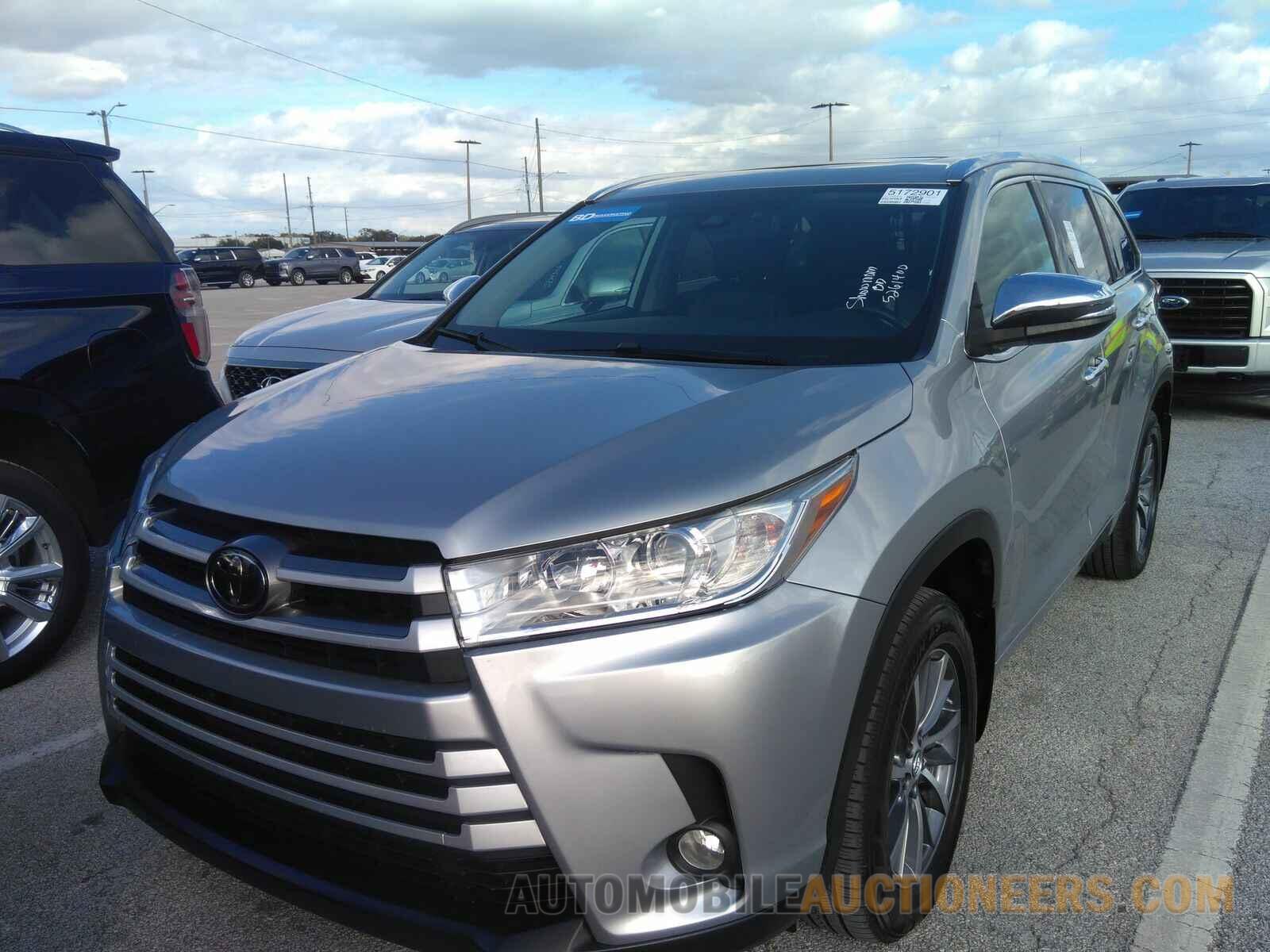 5TDJZRFH6JS556873 Toyota Highlander 2018