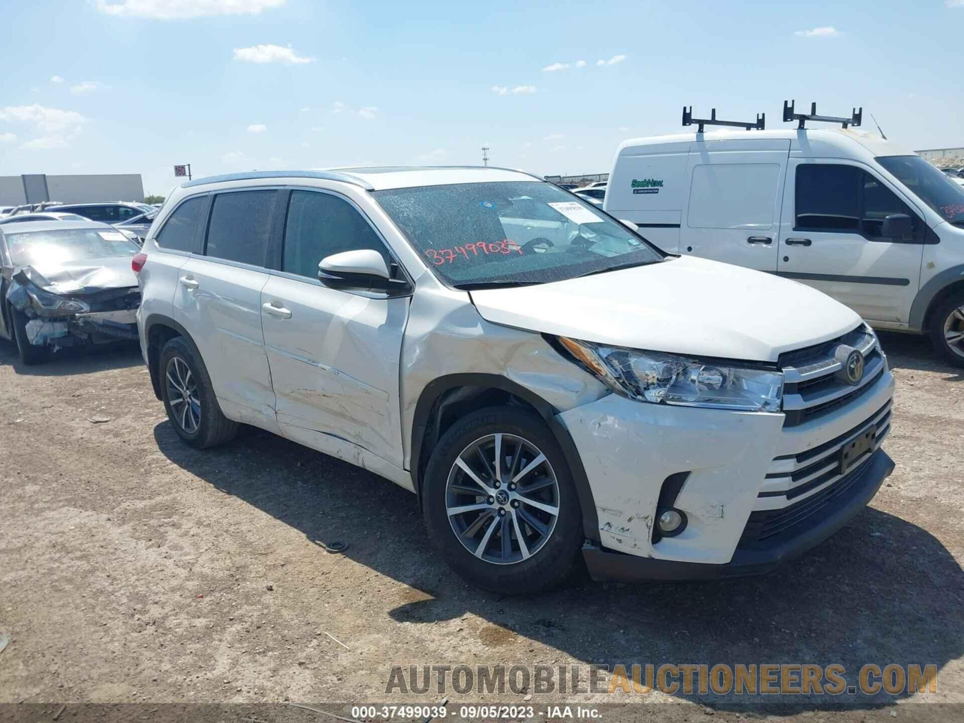 5TDJZRFH6JS562141 TOYOTA HIGHLANDER 2018