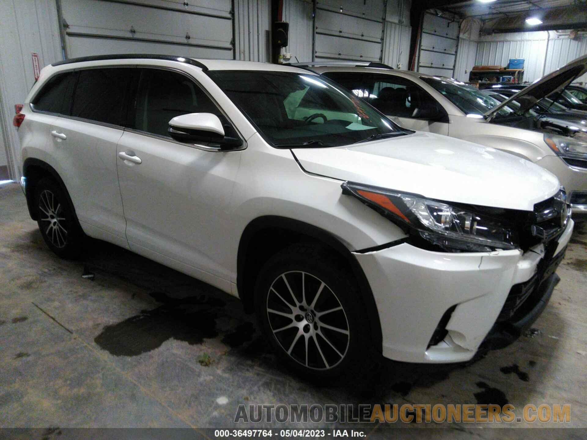 5TDJZRFH6JS832632 TOYOTA HIGHLANDER 2018