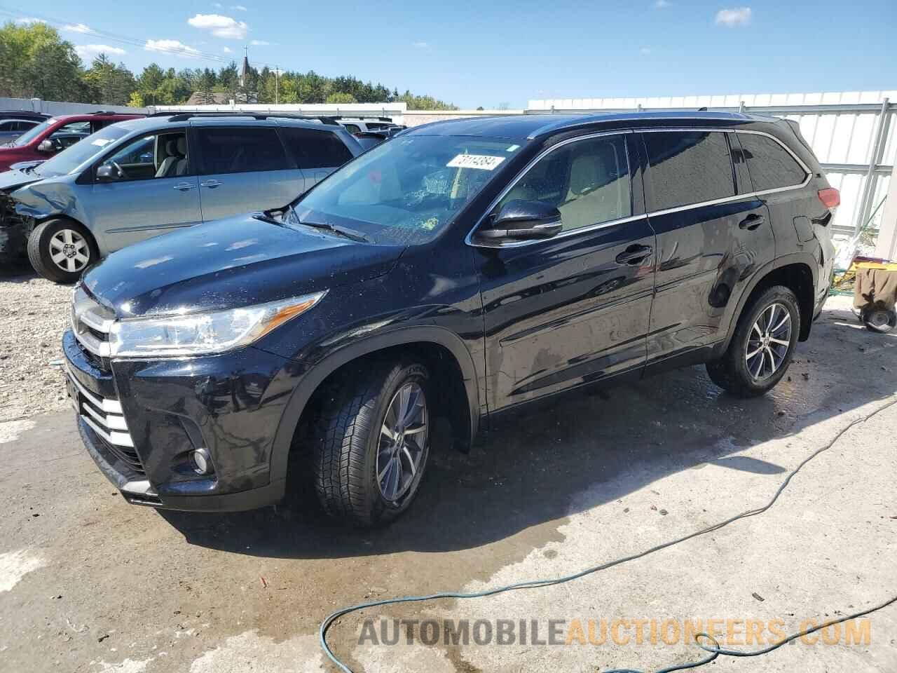 5TDJZRFH6JS832940 TOYOTA HIGHLANDER 2018