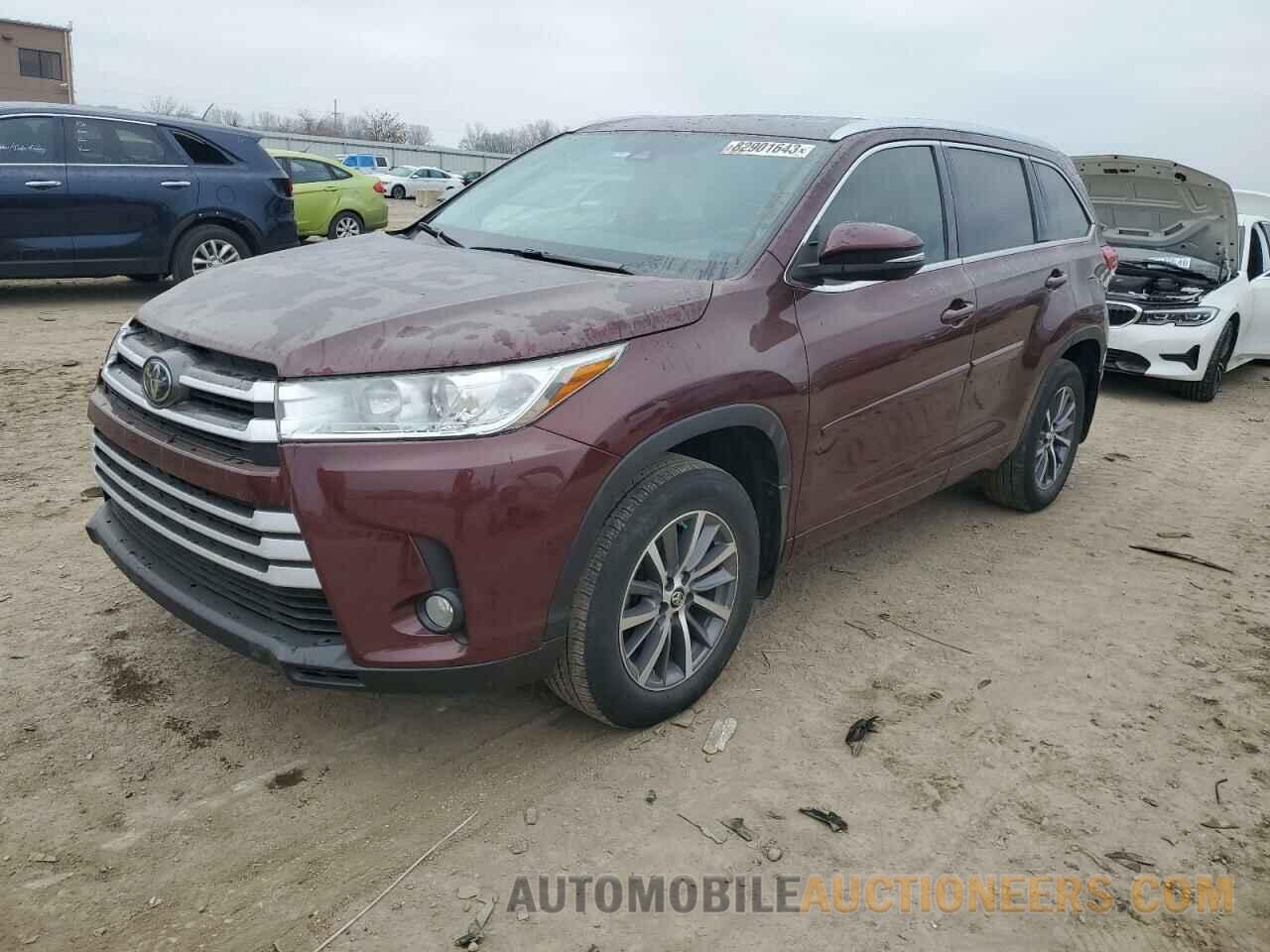 5TDJZRFH6JS855795 TOYOTA HIGHLANDER 2018