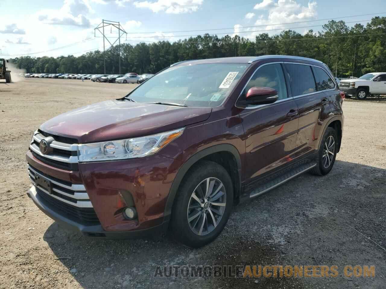 5TDJZRFH6JS858051 TOYOTA HIGHLANDER 2018