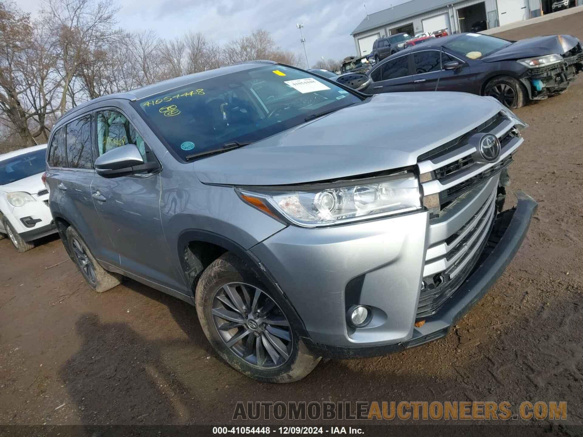 5TDJZRFH6JS866800 TOYOTA HIGHLANDER 2018