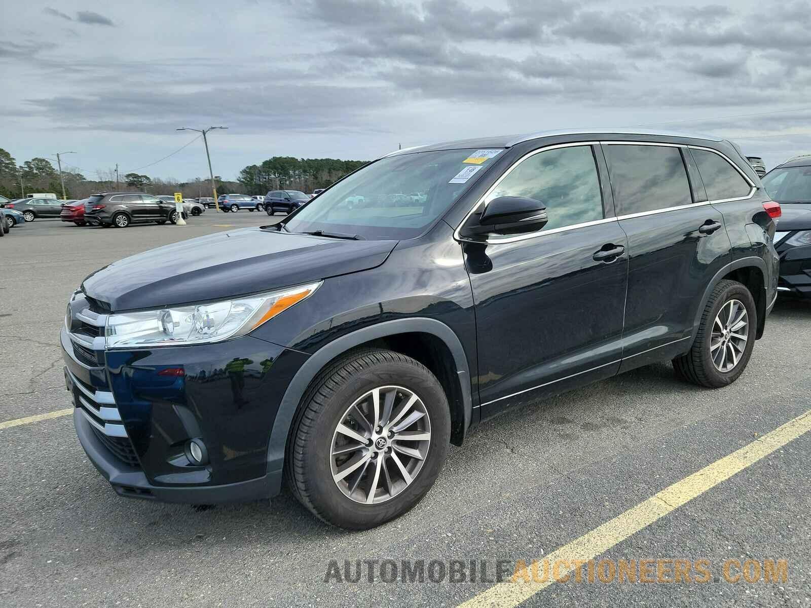 5TDJZRFH6JS906437 Toyota Highlander 2018