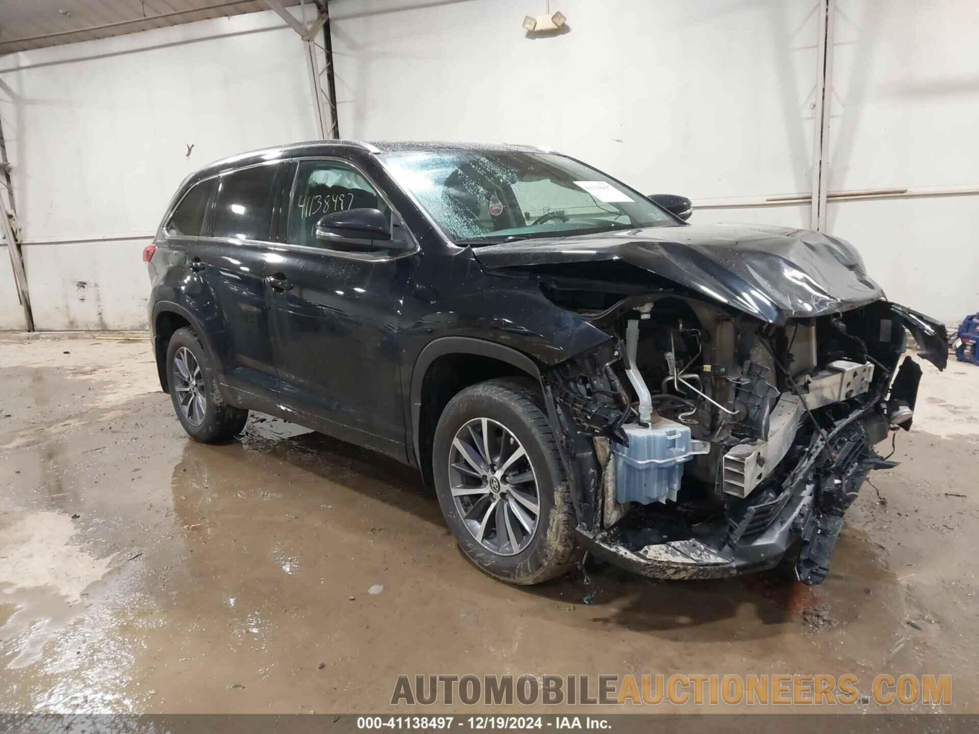 5TDJZRFH6JS909161 TOYOTA HIGHLANDER 2018