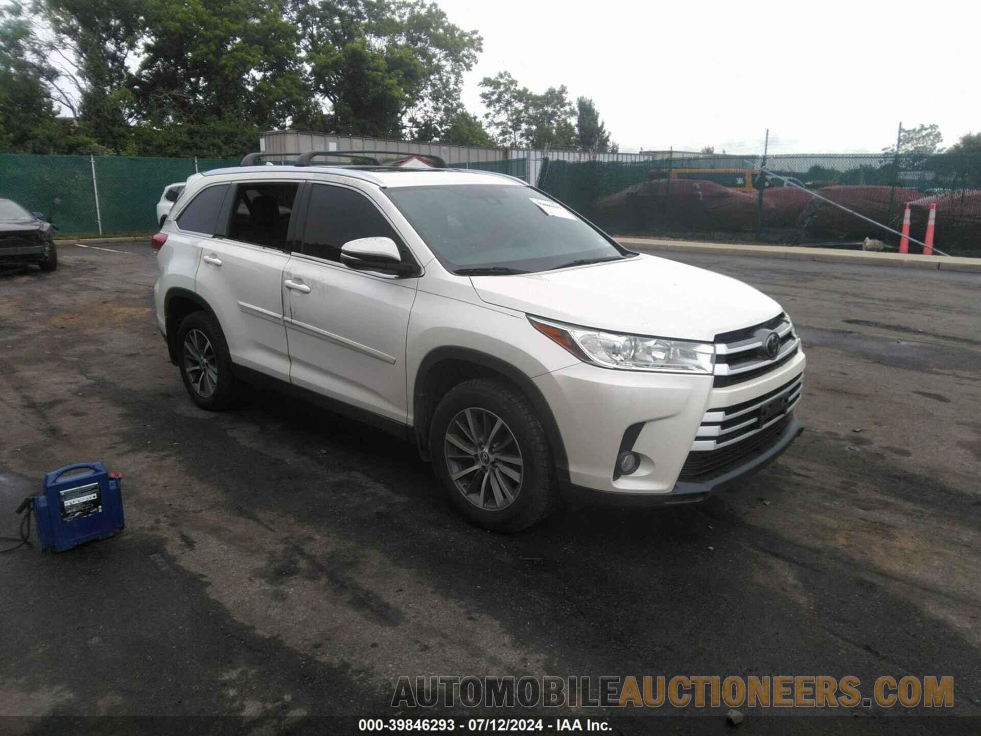 5TDJZRFH6KS565672 TOYOTA HIGHLANDER 2019