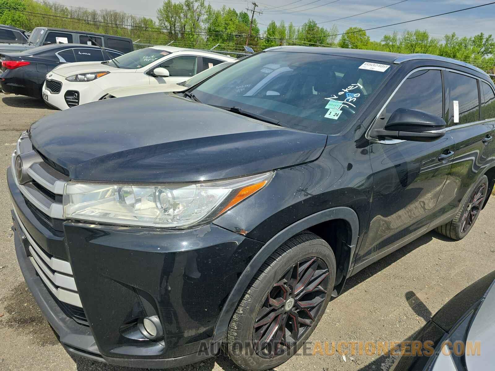 5TDJZRFH6KS570032 Toyota Highlander 2019