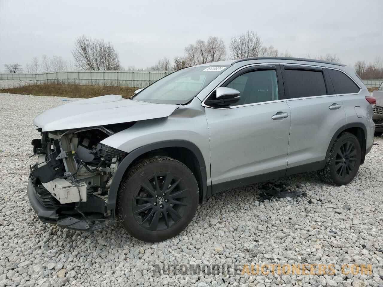 5TDJZRFH6KS577904 TOYOTA HIGHLANDER 2019