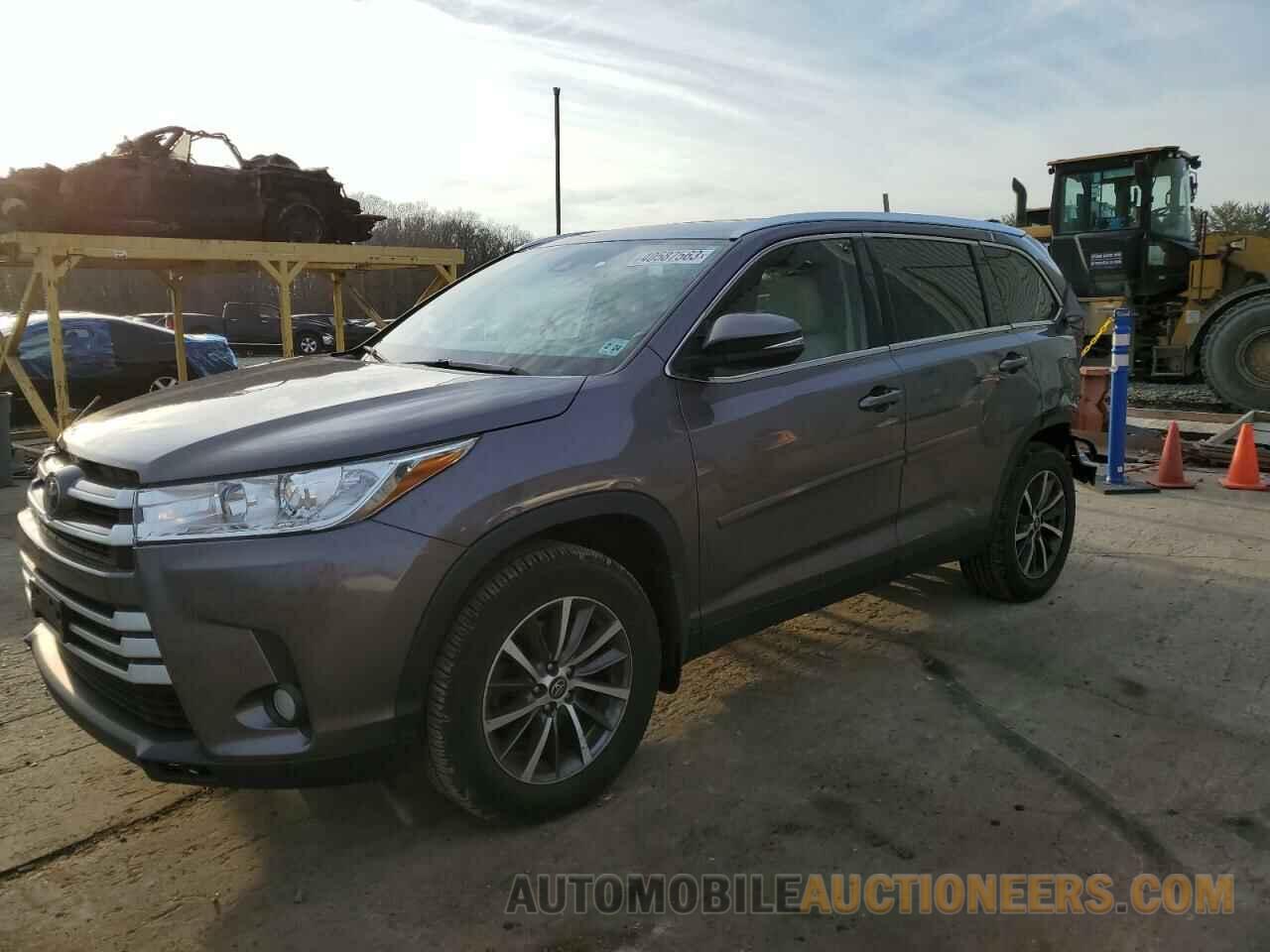 5TDJZRFH6KS578146 TOYOTA HIGHLANDER 2019