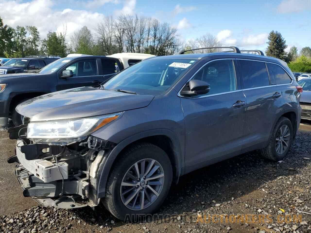 5TDJZRFH6KS587753 TOYOTA HIGHLANDER 2019