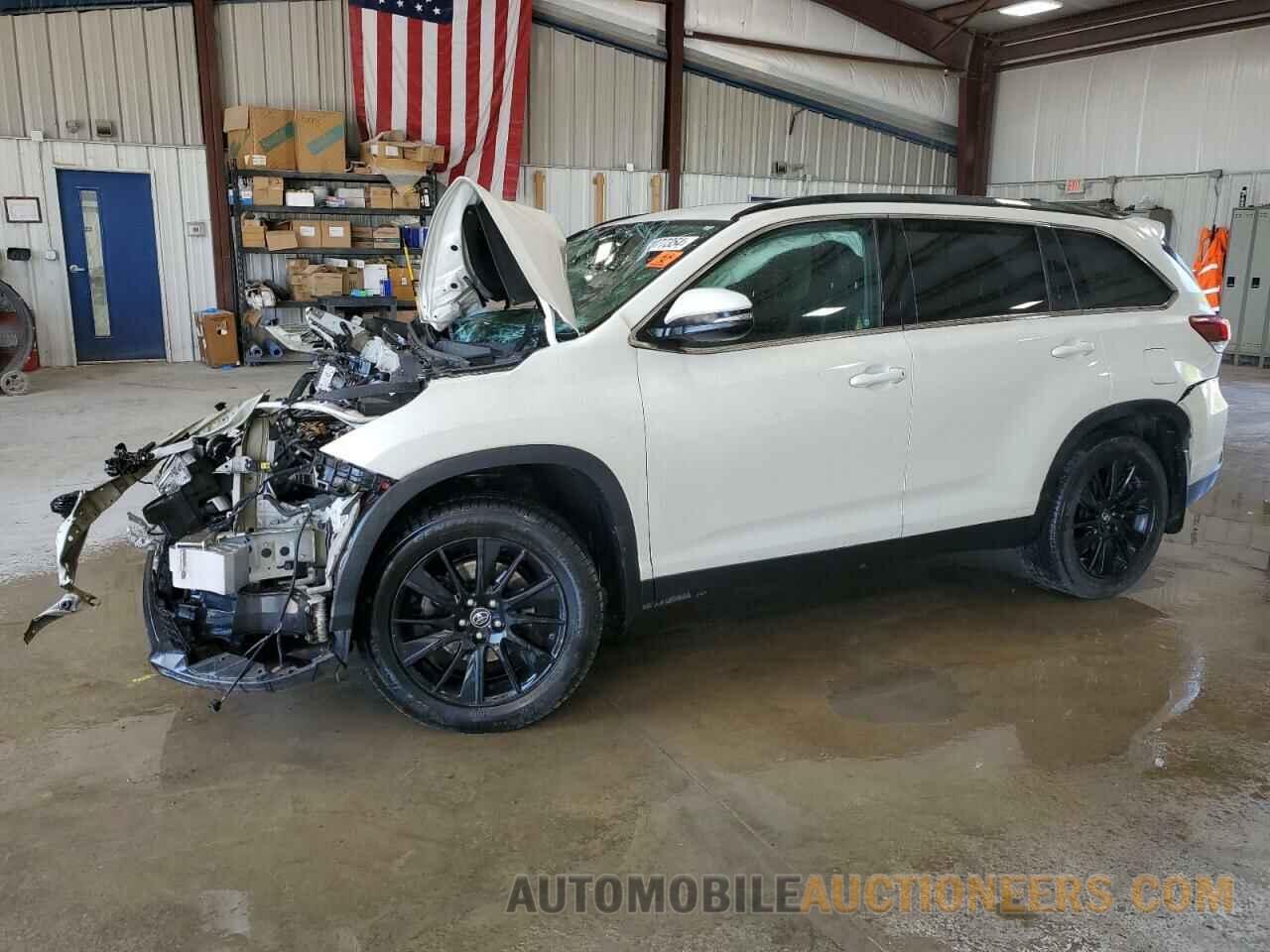 5TDJZRFH6KS603949 TOYOTA HIGHLANDER 2019