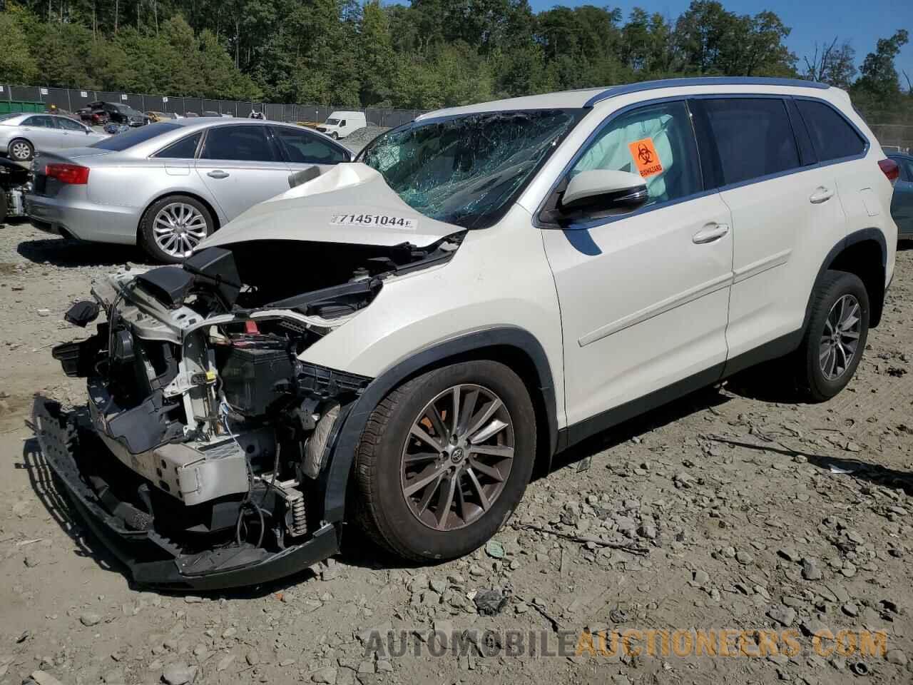 5TDJZRFH6KS604082 TOYOTA HIGHLANDER 2019