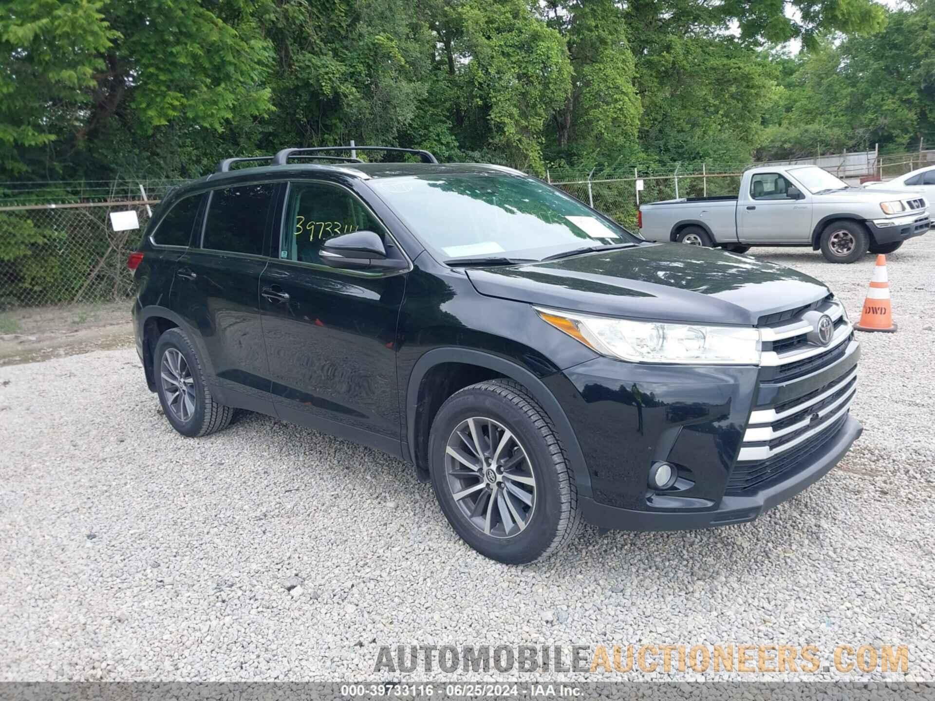 5TDJZRFH6KS611243 TOYOTA HIGHLANDER 2019