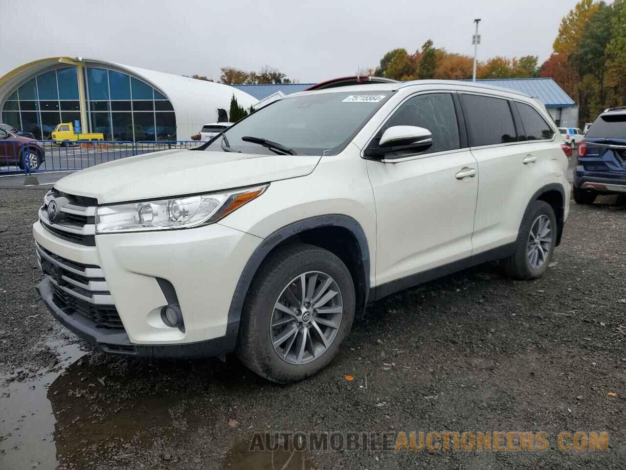 5TDJZRFH6KS611971 TOYOTA HIGHLANDER 2019