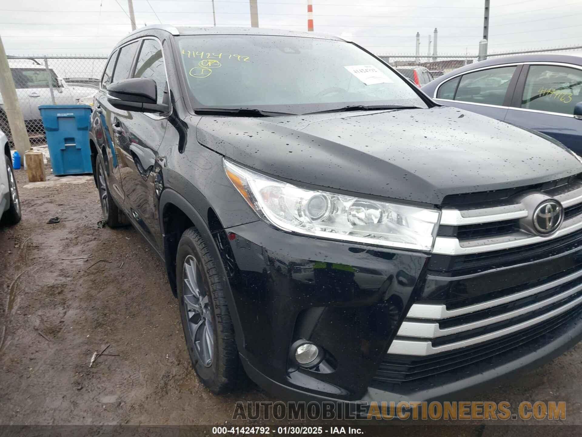 5TDJZRFH6KS628110 TOYOTA HIGHLANDER 2019