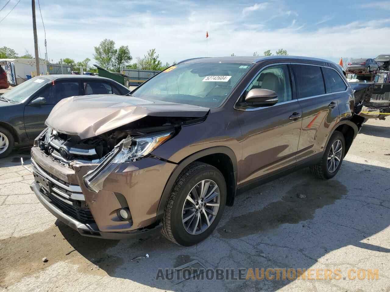 5TDJZRFH6KS939374 TOYOTA HIGHLANDER 2019