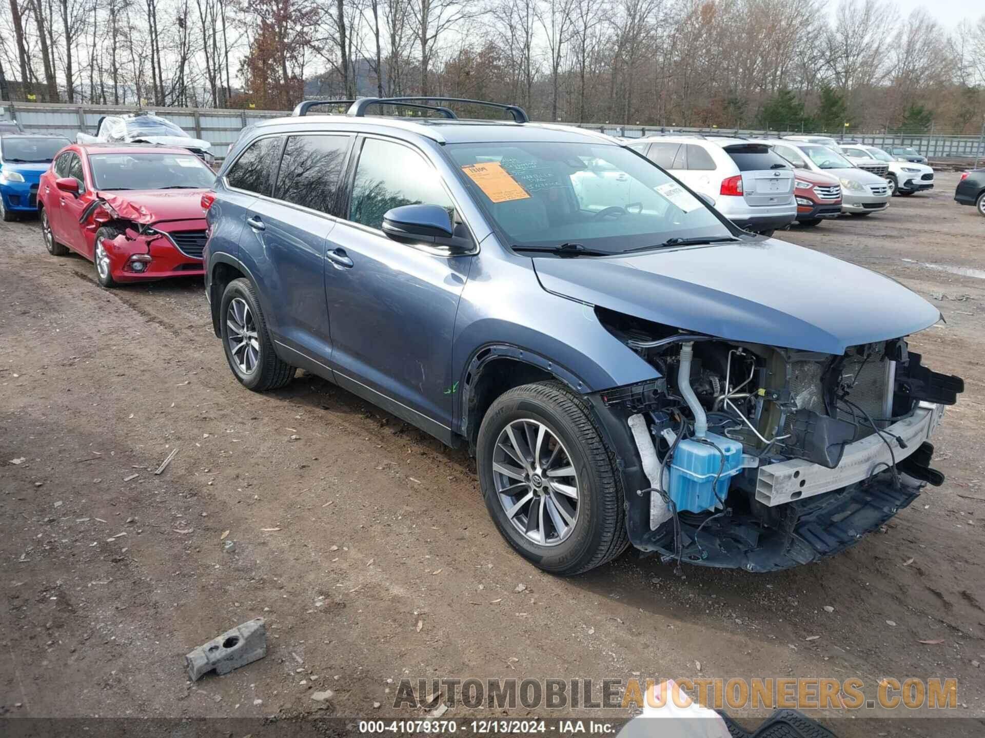 5TDJZRFH6KS944588 TOYOTA HIGHLANDER 2019