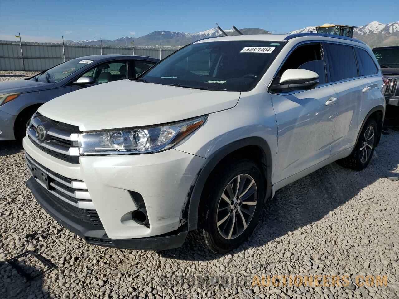 5TDJZRFH7HS413537 TOYOTA HIGHLANDER 2017