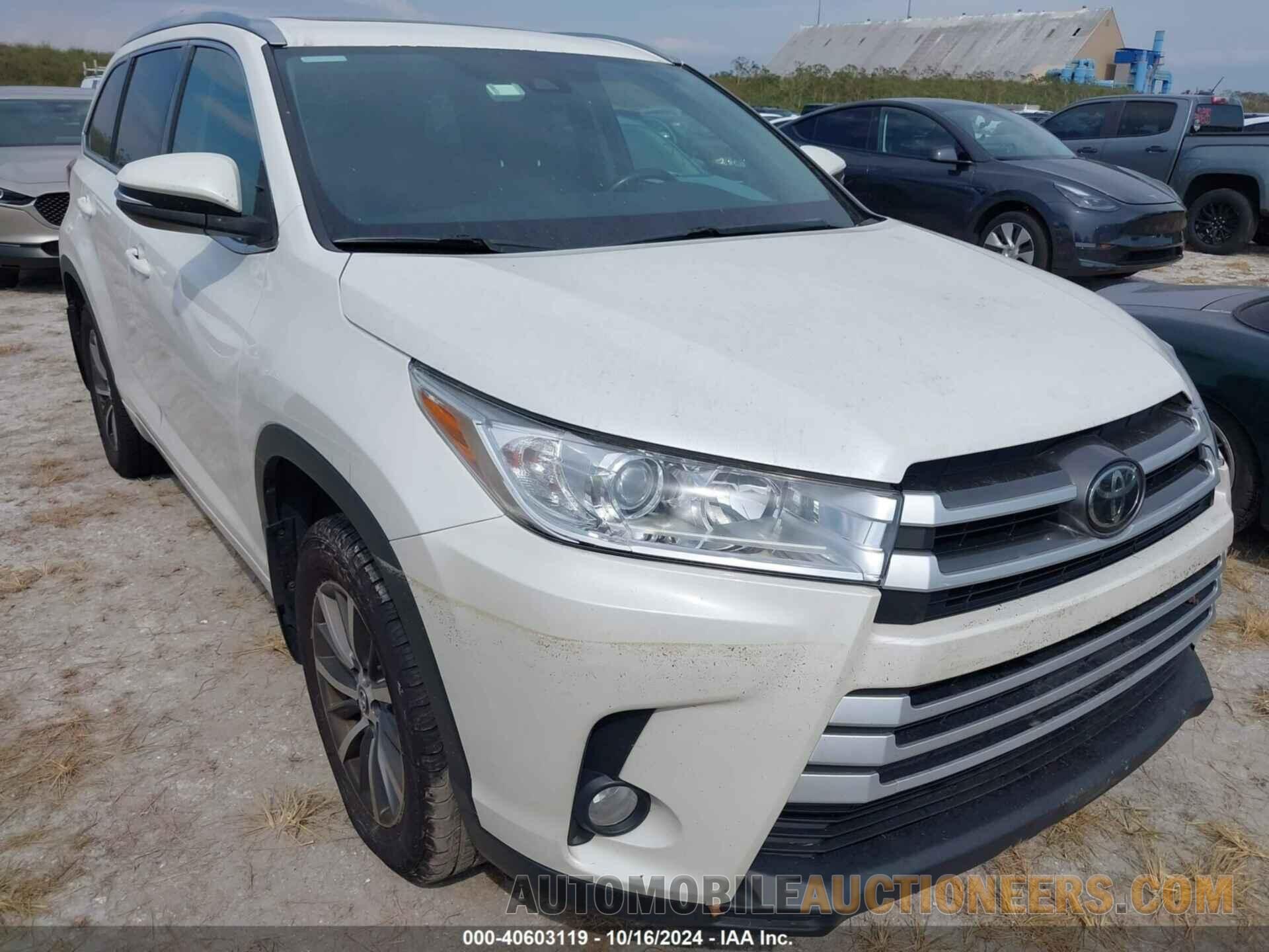 5TDJZRFH7HS419726 TOYOTA HIGHLANDER 2017