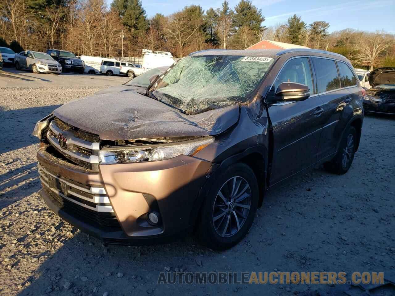 5TDJZRFH7HS427616 TOYOTA HIGHLANDER 2017