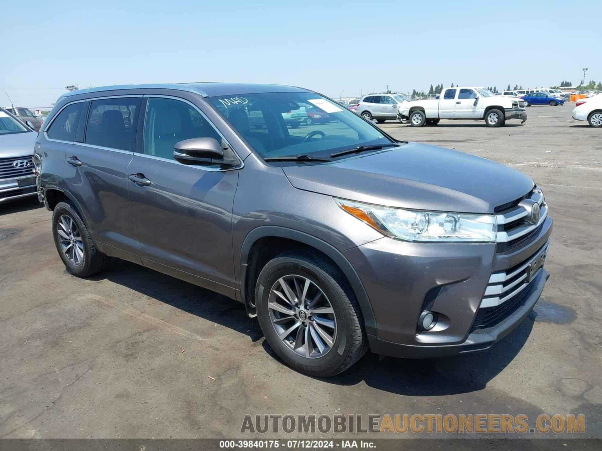 5TDJZRFH7HS450099 TOYOTA HIGHLANDER 2017