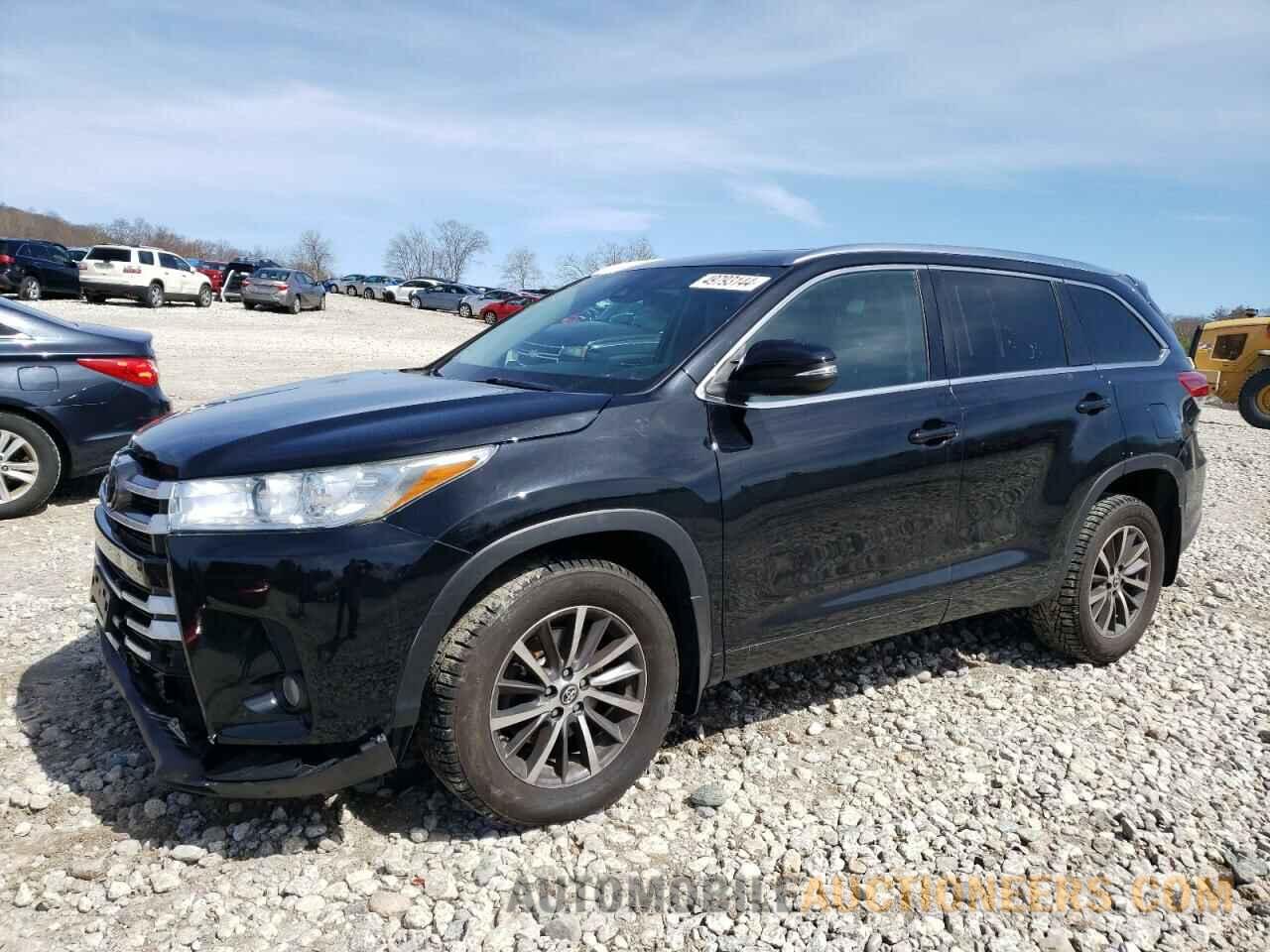 5TDJZRFH7HS457165 TOYOTA HIGHLANDER 2017