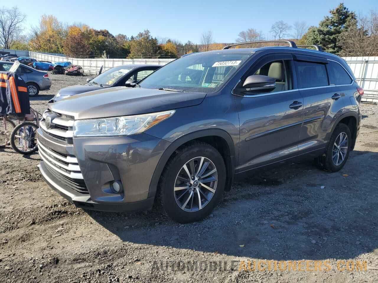 5TDJZRFH7HS460700 TOYOTA HIGHLANDER 2017