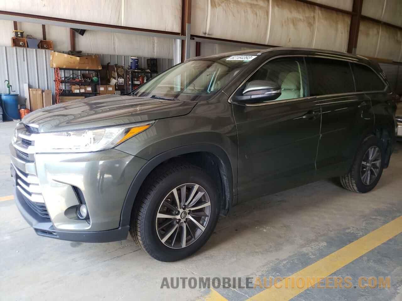 5TDJZRFH7HS464584 TOYOTA HIGHLANDER 2017