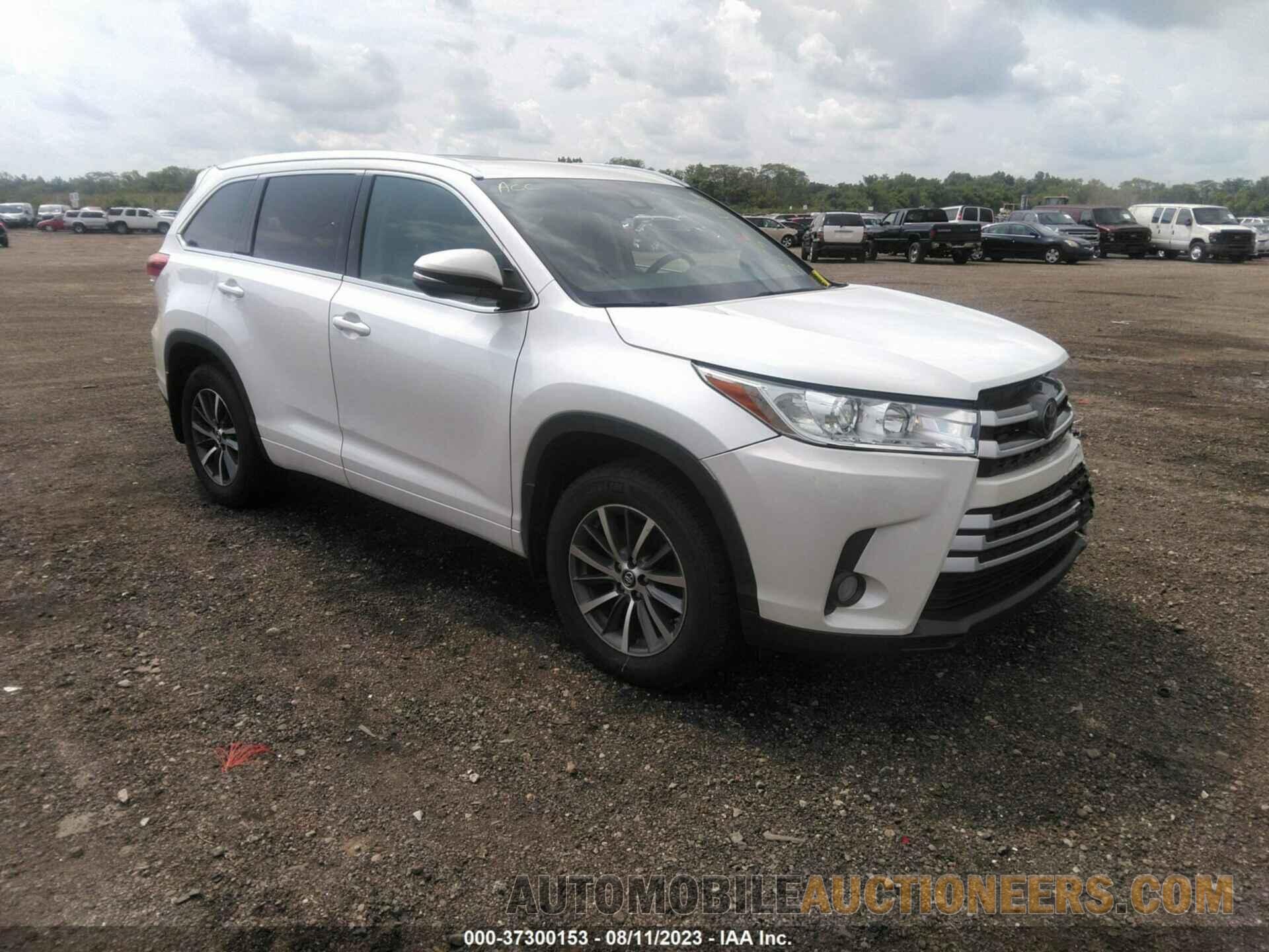 5TDJZRFH7JS498272 TOYOTA HIGHLANDER 2018