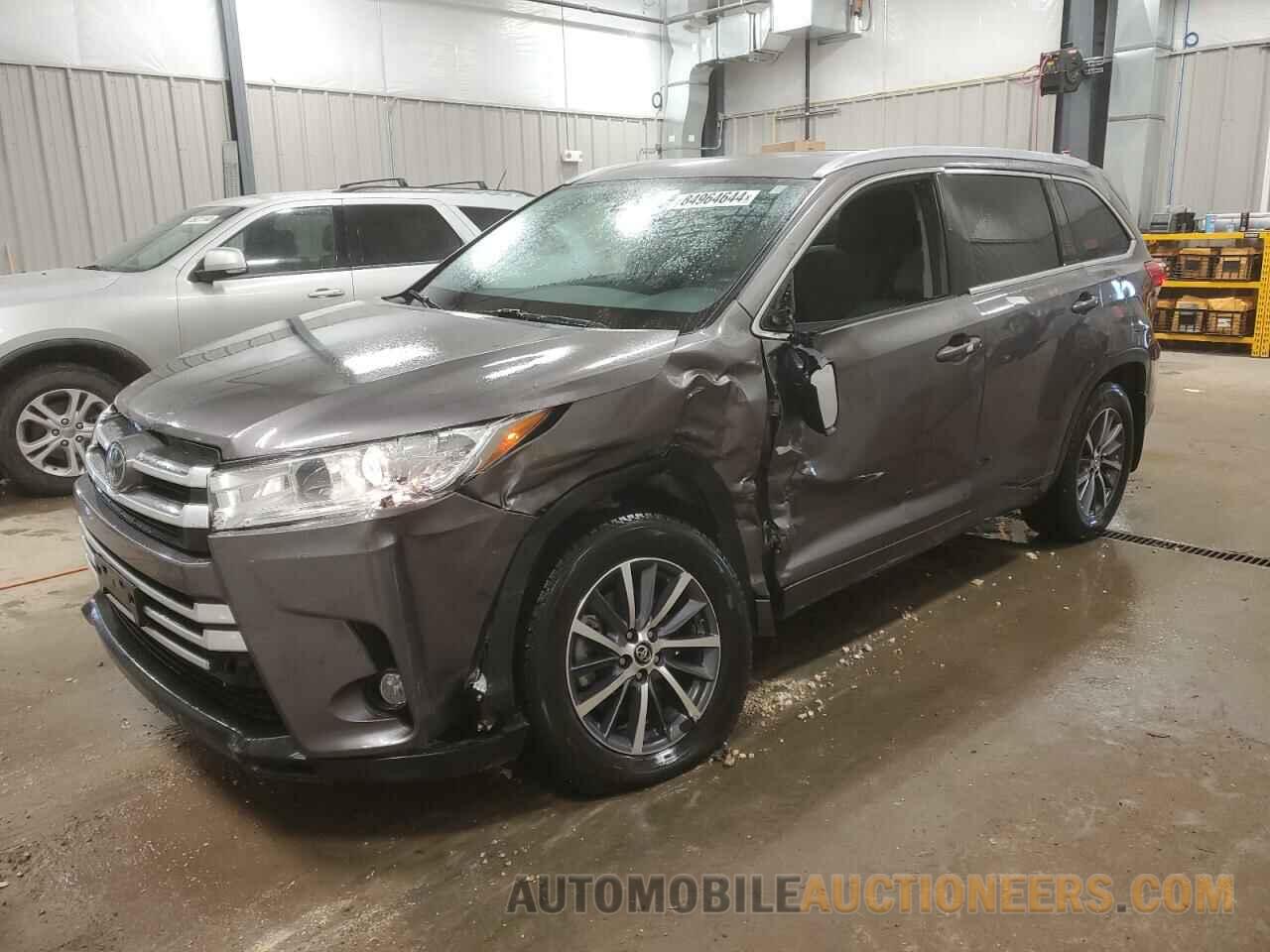 5TDJZRFH7JS542352 TOYOTA HIGHLANDER 2018