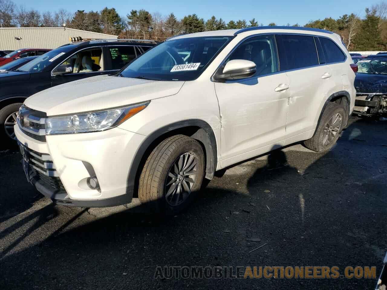 5TDJZRFH7JS554484 TOYOTA HIGHLANDER 2018