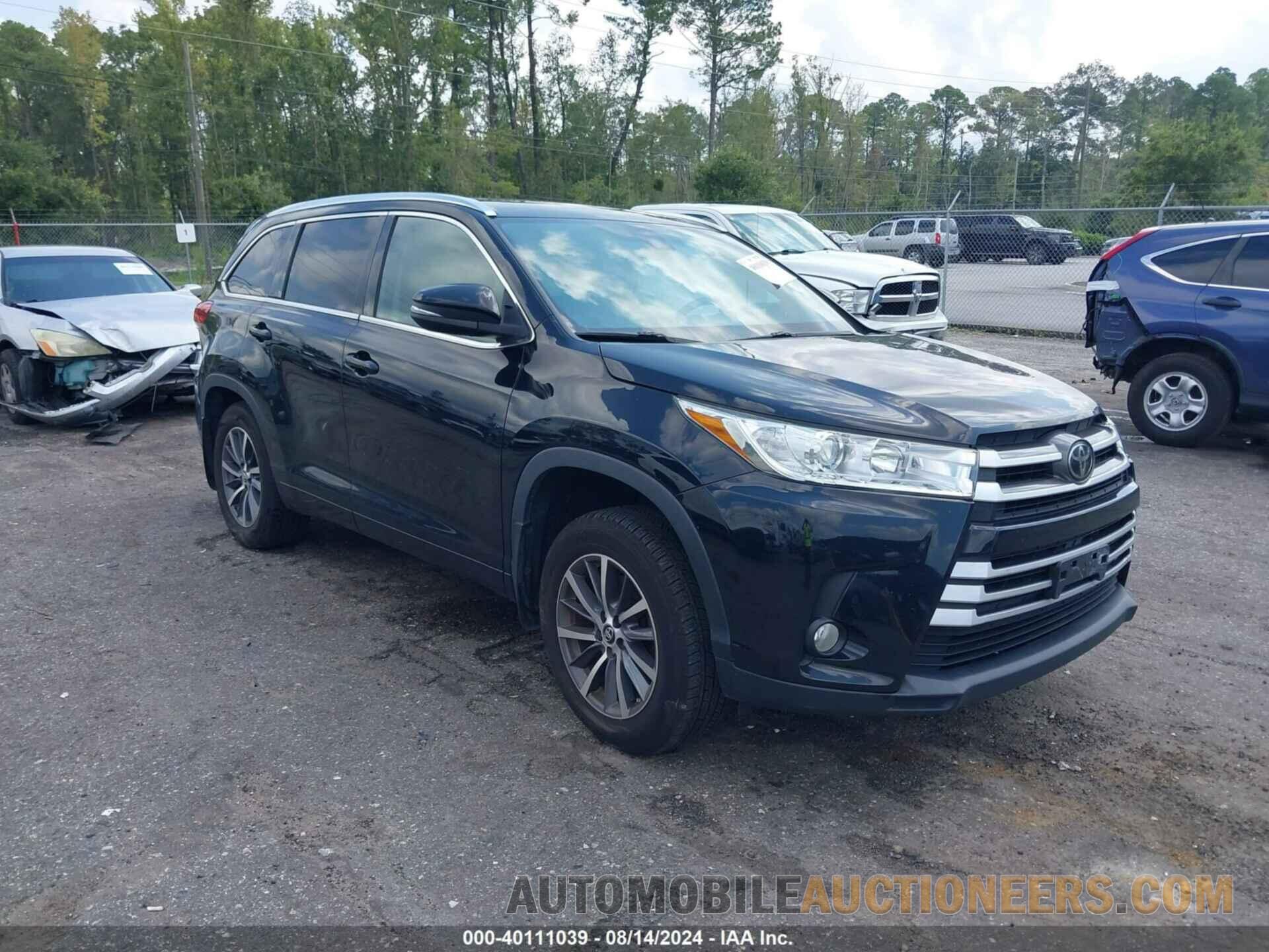 5TDJZRFH7JS558356 TOYOTA HIGHLANDER 2018