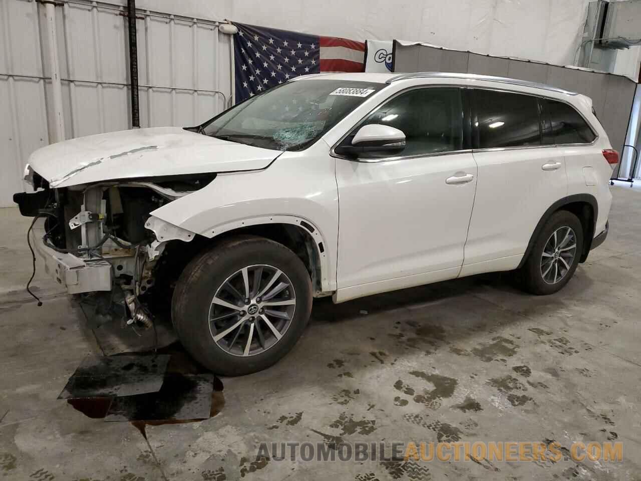 5TDJZRFH7JS801051 TOYOTA HIGHLANDER 2018