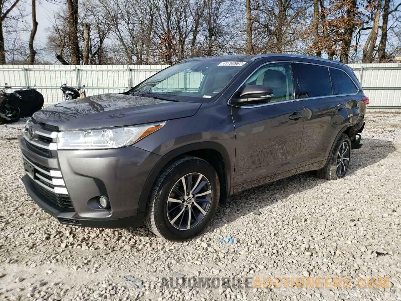 5TDJZRFH7JS811692 TOYOTA HIGHLANDER 2018